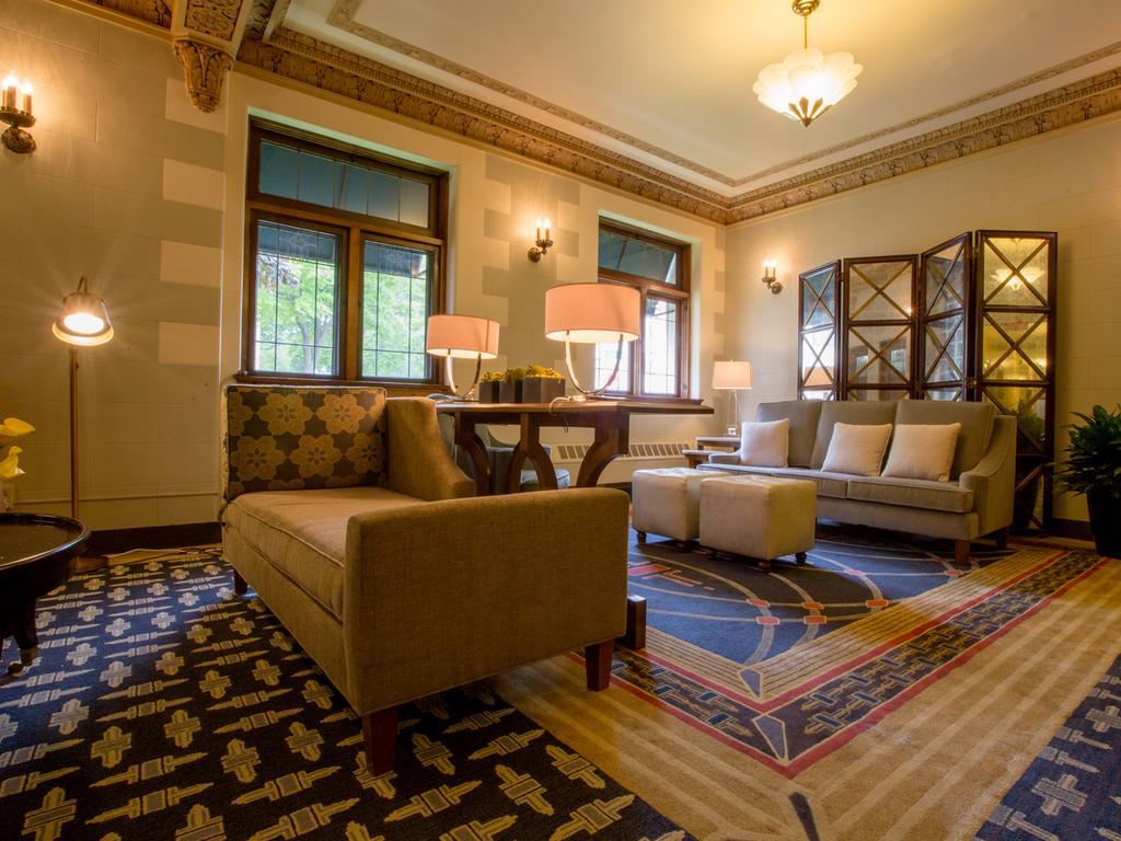 The Plaza Hotel - Milwaukee Dış mekan fotoğraf